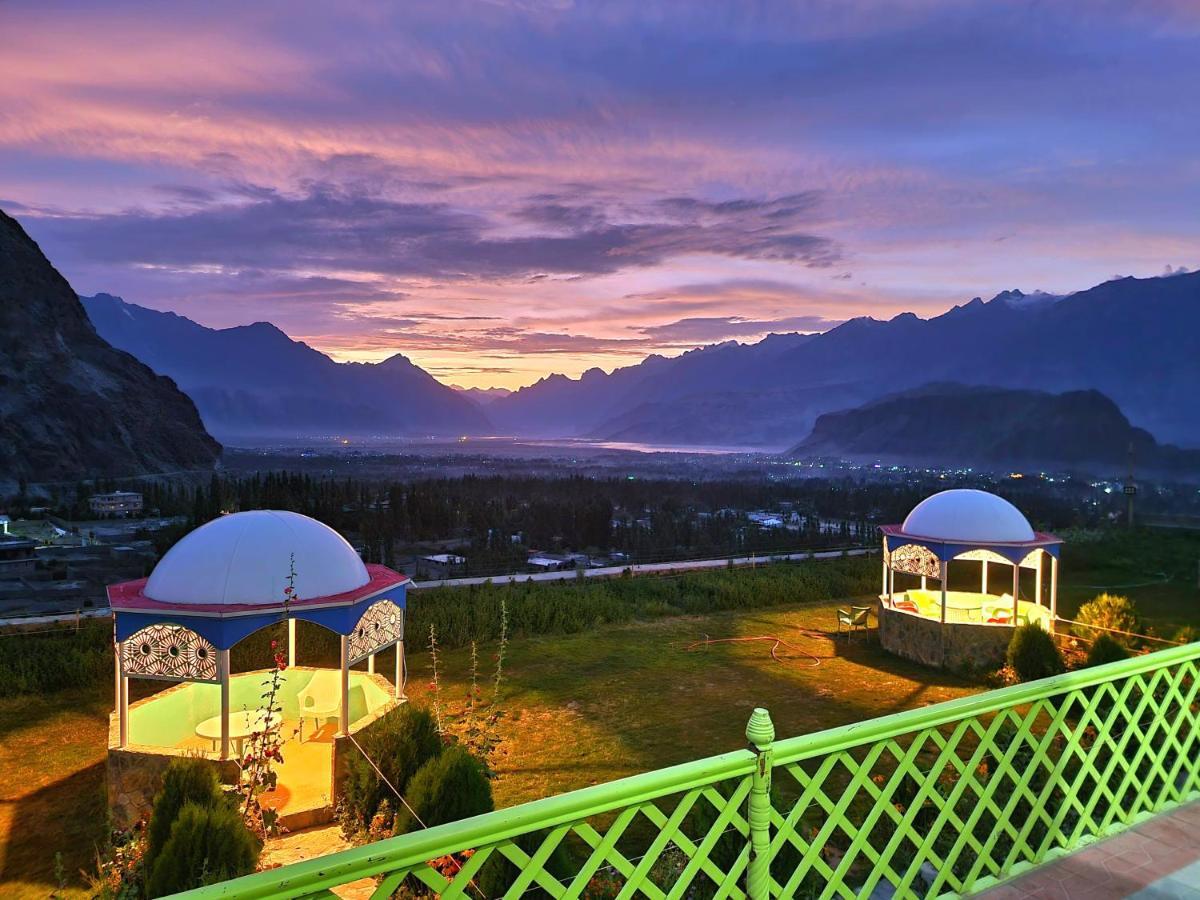 Hotel Mountain Lodge Skardu Exterior foto